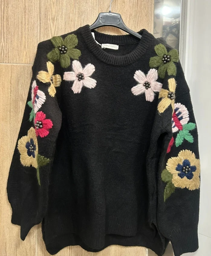 Trabajo de costura y arreglos textiles en Ezmajo